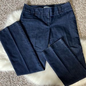 Chaus  No Pockets Low Rise Creased  Dark Denim Straight Leg  Jeans  Size 6